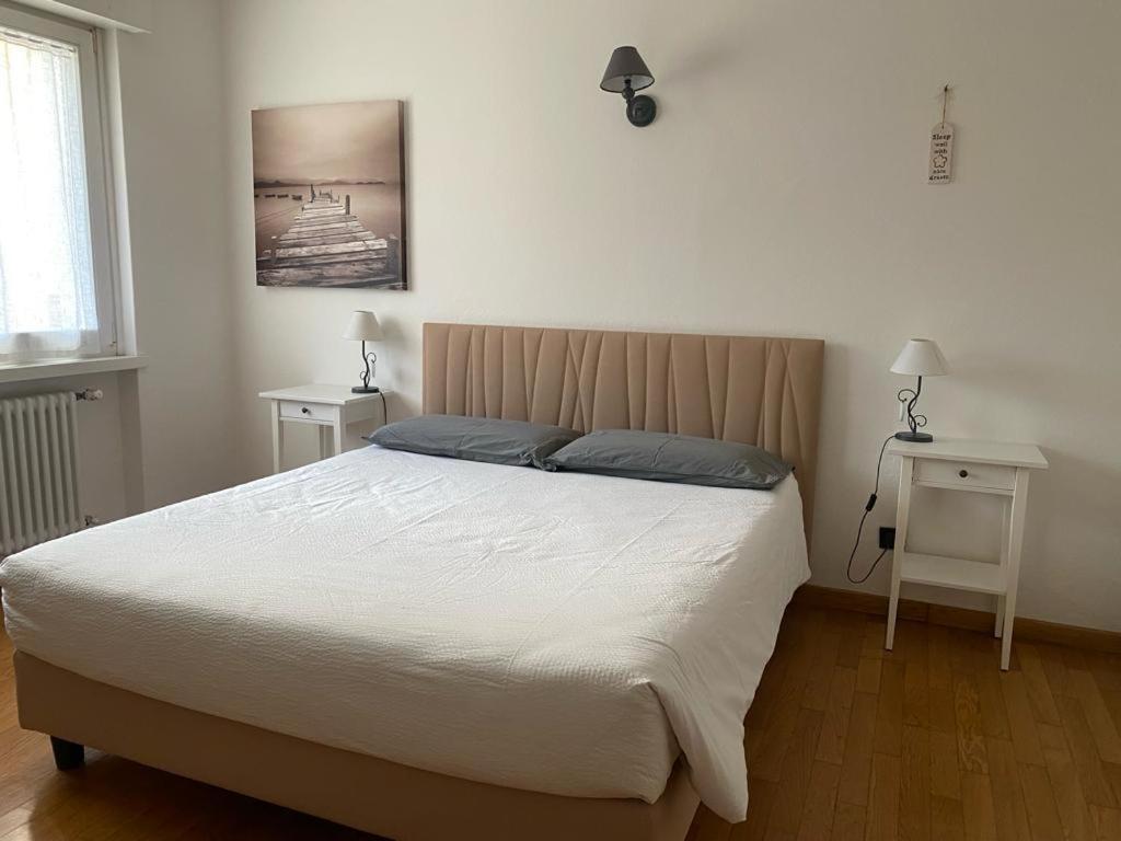 Bed And Breakfast Anna Isera エクステリア 写真